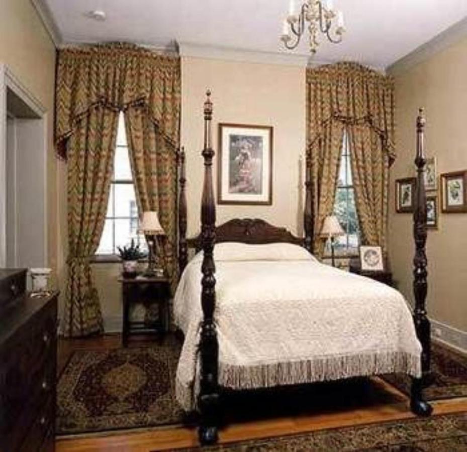 Wilkins Town House Bed And Breakfast Natchez Exterior foto