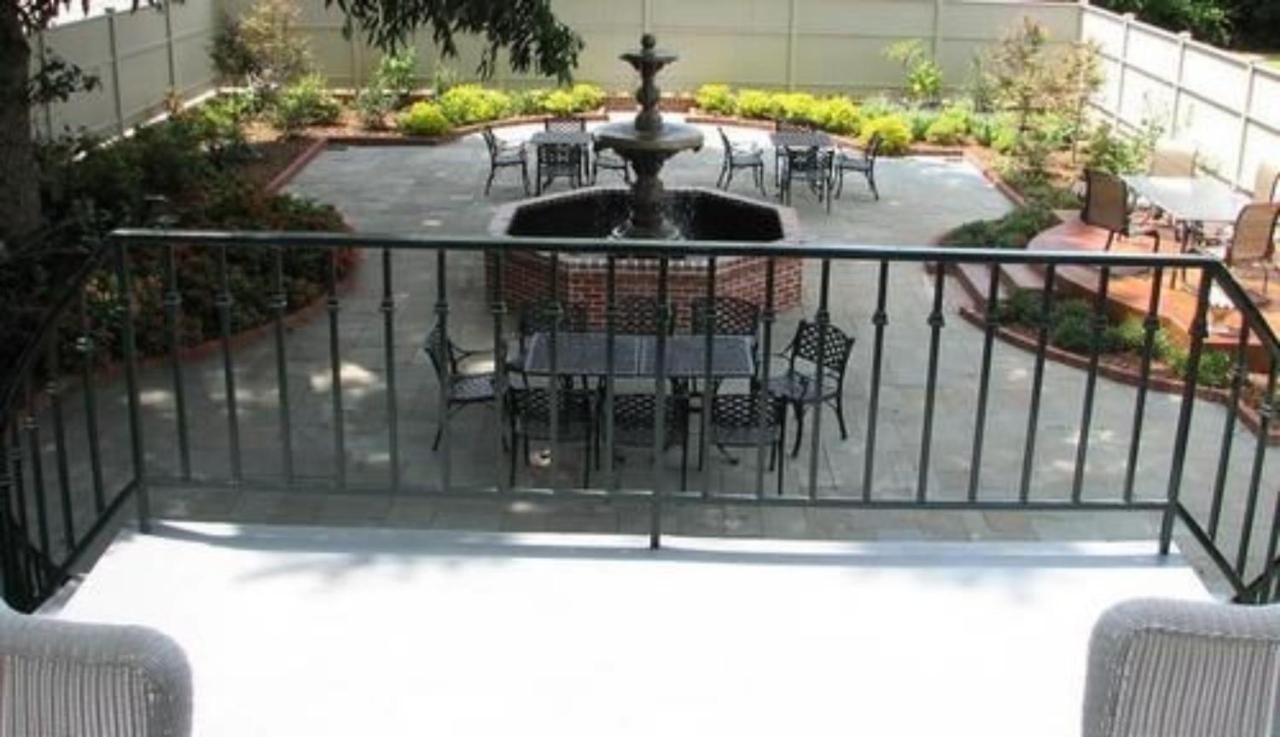 Wilkins Town House Bed And Breakfast Natchez Exterior foto