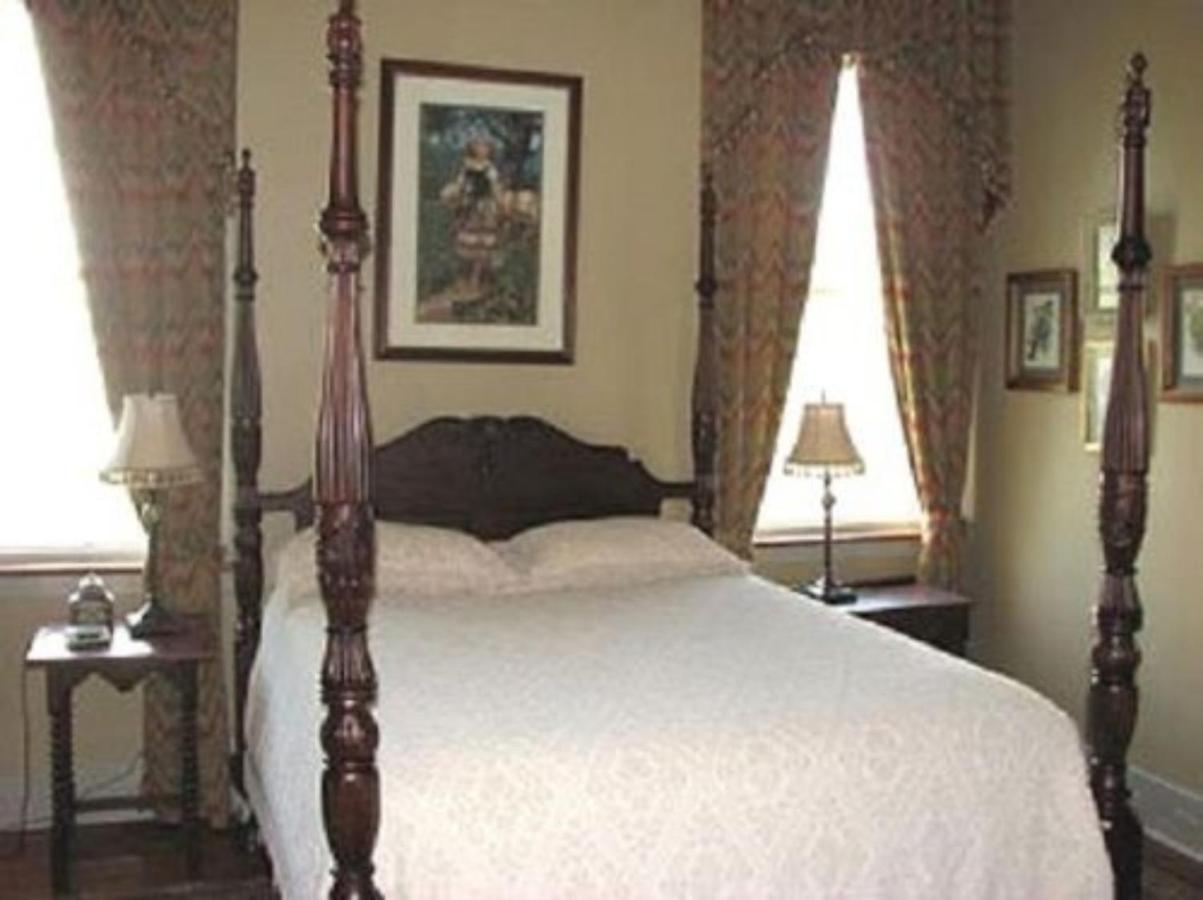 Wilkins Town House Bed And Breakfast Natchez Exterior foto